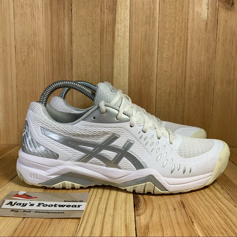 Asics Women’s Gel Challenger 12 White Pickleball Tennis Athletic Shoes Size: 7